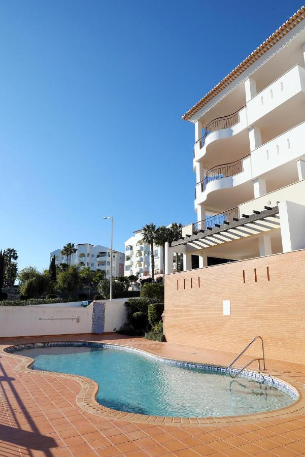 B80 - Gideon Albasol 2 Apartment In ลากอส ภายนอก รูปภาพ