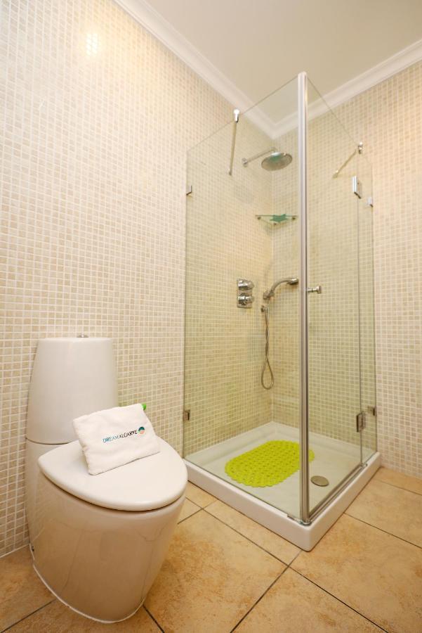 B80 - Gideon Albasol 2 Apartment In ลากอส ภายนอก รูปภาพ
